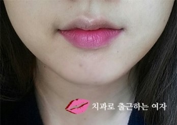 선명한 컬러 넘 예쁜, 레브론 울트라 HD 매트 립컬러 (605 Obsession) 관련 이미지 10