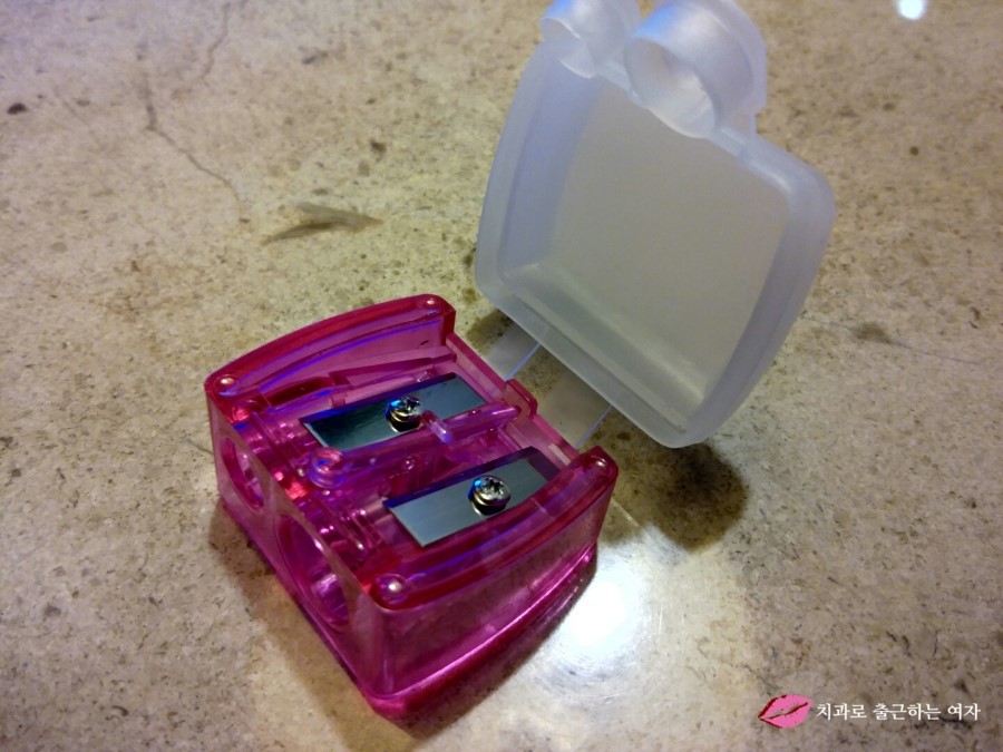 올리브영 펜슬깎이, 얇은펜슬깎이+두꺼운펜슬깎이 모두 가능!! 관련 이미지 5