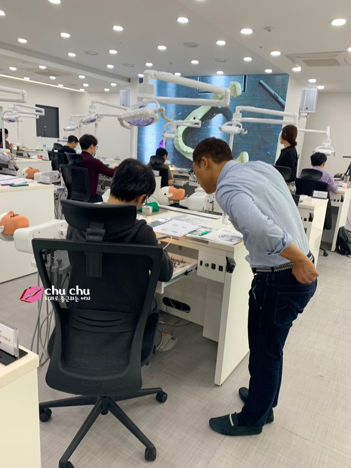 [강의] 수입임플란트&디지털 치의학 - 정재욱원장님 관련 이미지 9
