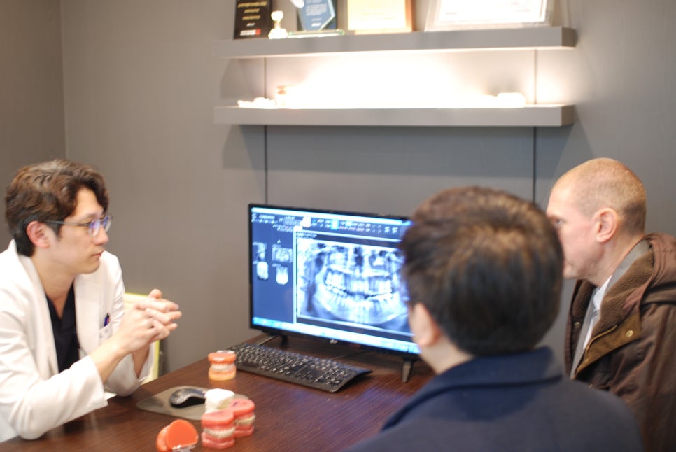 스웨덴 Astra Implant 본사직원의 방문을 환영합니다 관련 이미지 3