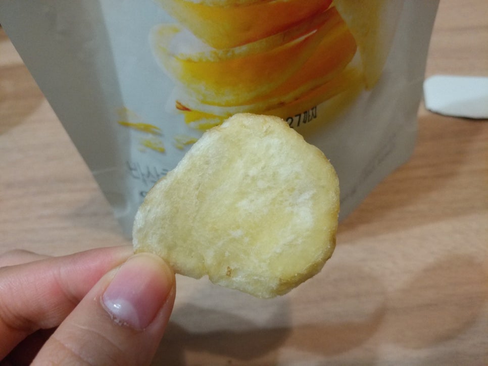 올리브영 과자 - 바삭한 감자칩 & 마켓오 리얼크래커 초코 관련 이미지 15