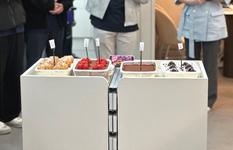 견고한 성장의 10년, 장기근속상 수여식 현장 관련 이미지 8