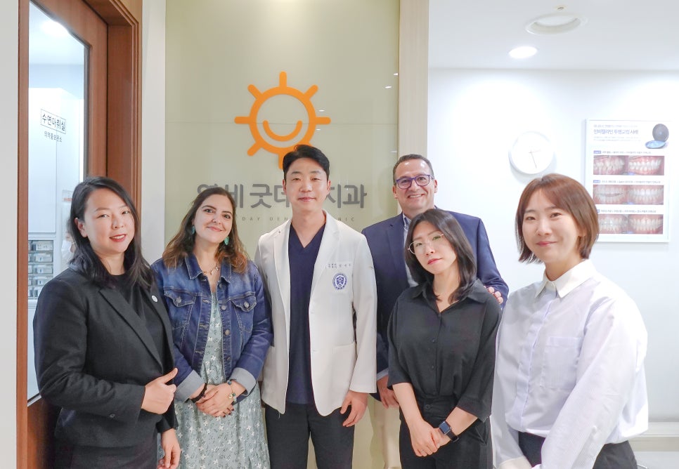 인비절라인 유럽과 태평양 지역 전문가들의 특별한 수서점 방문기 관련 이미지 2