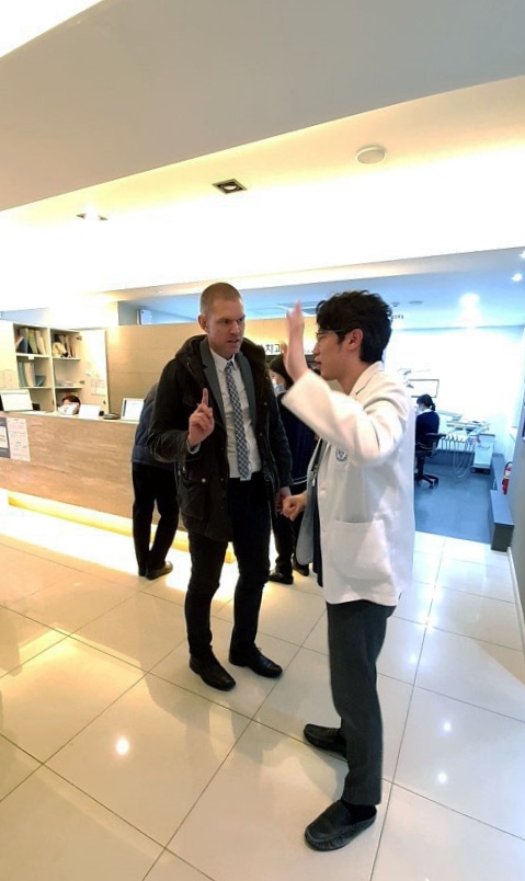 스웨덴 Astra Implant 본사직원의 방문을 환영합니다 관련 이미지 2