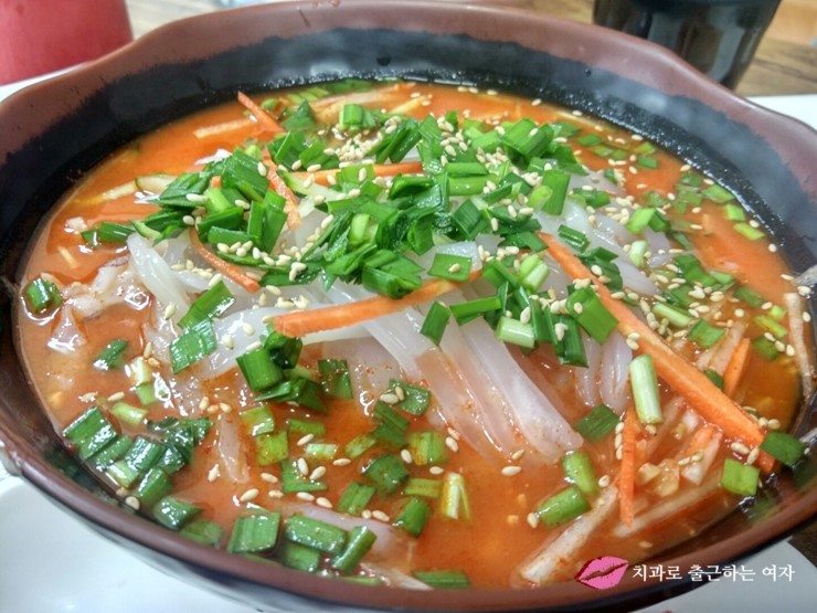 갑자기 떠나고 싶어서 떠난 제주도 협재해수욕장, 근처 대문집에서 해물탕+한라산소주 관련 이미지 11