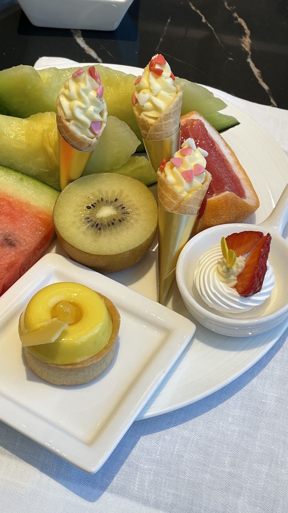 [굿데이치과 양재점 워크샵] 조선호텔 콘스탄스 뷔페 다녀오다! 관련 이미지 17