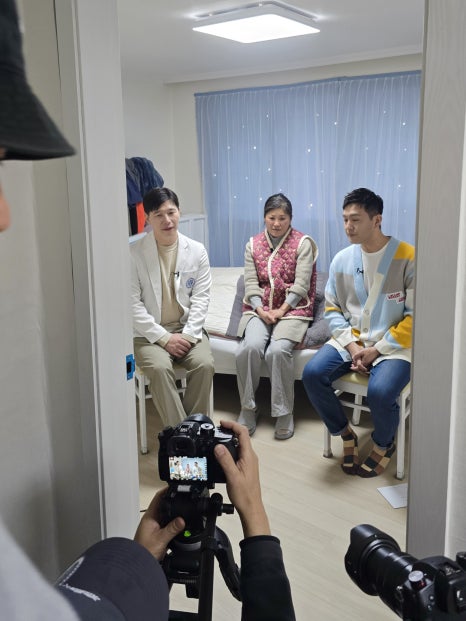 찾아가는 의료봉사 ‘행복싣고 닥터카’ 촬영 이야기 (수서 최세경 원장님) 관련 이미지 3