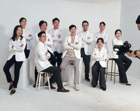 10인 의료진 프로필 촬영현장 공개ㅣ비비드스튜디오 관련 이미지 37
