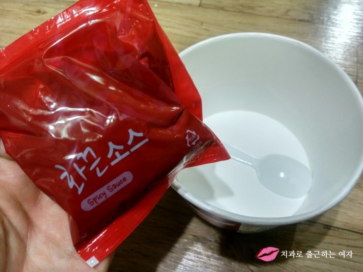 편의점 떡볶이 - 화끈한 국물떡볶이 + 라면속에 모짜렐라 치즈 관련 이미지 9