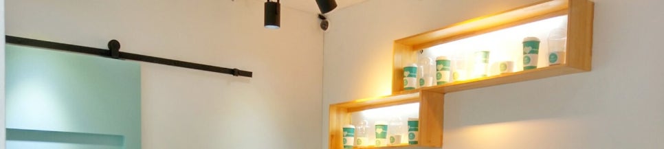 북촌 카페 <한여름밤의 꿀> 예뻐요 :) 관련 이미지 1