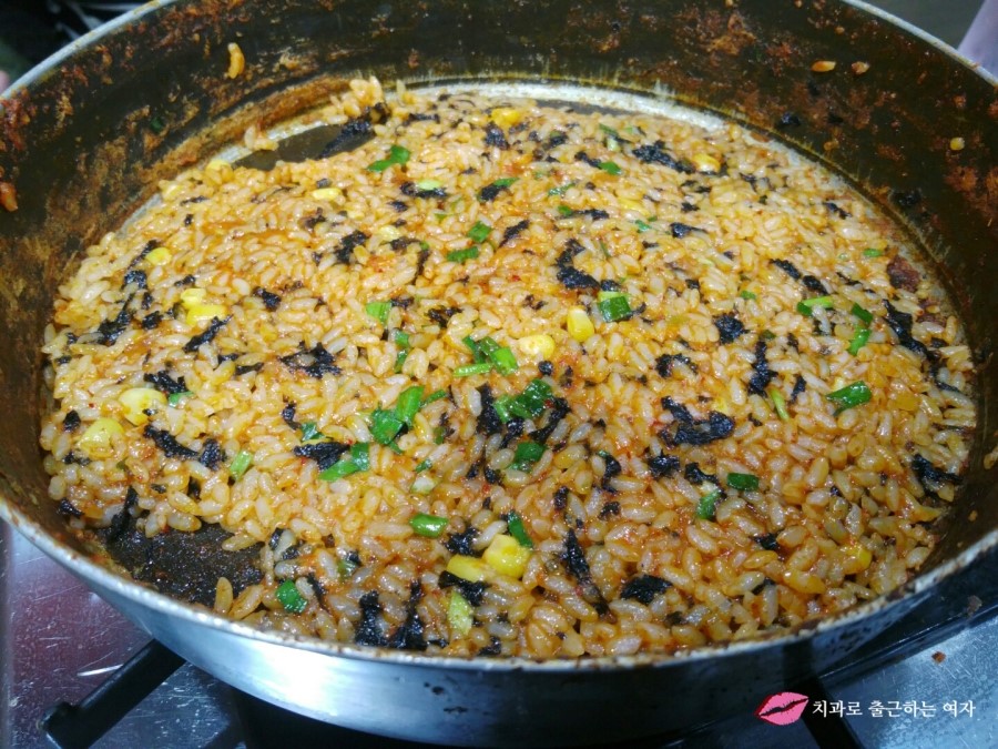 신촌 즉석떡볶이 먹으러, 먹쉬돈나 치즈떡볶이+볶음밥 관련 이미지 7