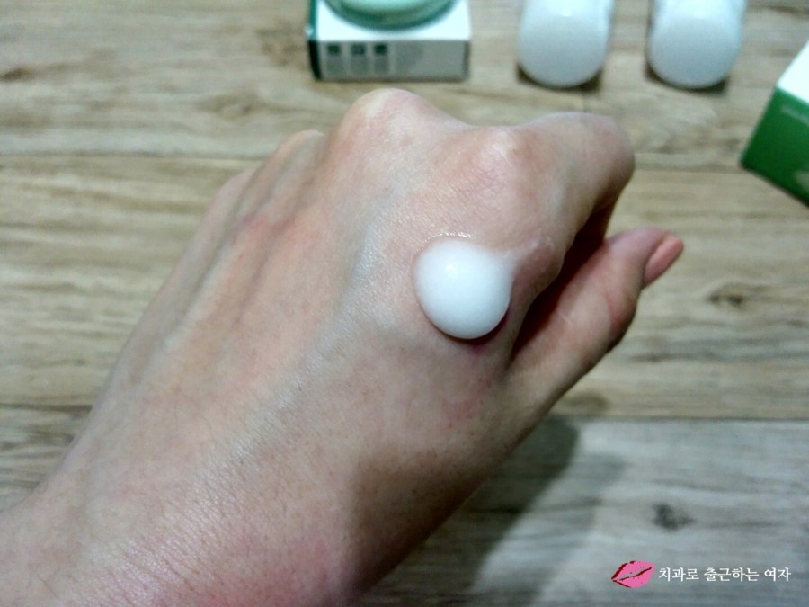 자극 없는 각질 제거, 필링 마스크 ♡ ( 이니스프리 청보리 고마쥬 필링 마스크 ) 관련 이미지 9