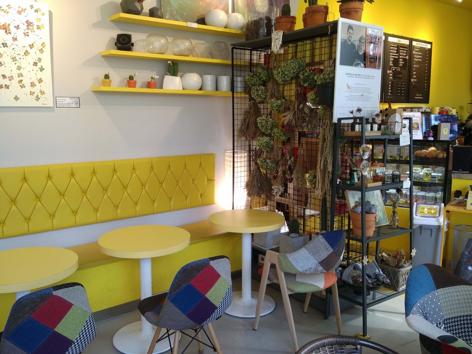 너무 예쁜 광화문 갤러리 카페 , 애드리안윤 관련 이미지 1