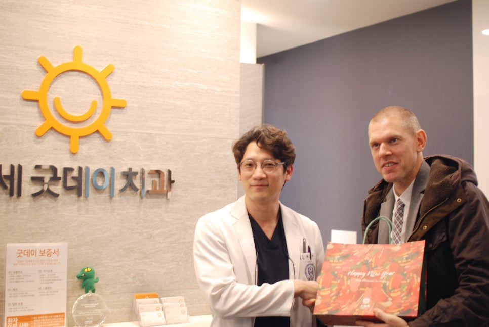 스웨덴 Astra Implant 본사직원의 방문을 환영합니다 관련 이미지 5