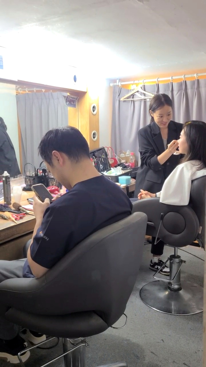 10인 의료진 프로필 촬영현장 공개ㅣ비비드스튜디오 관련 이미지 2