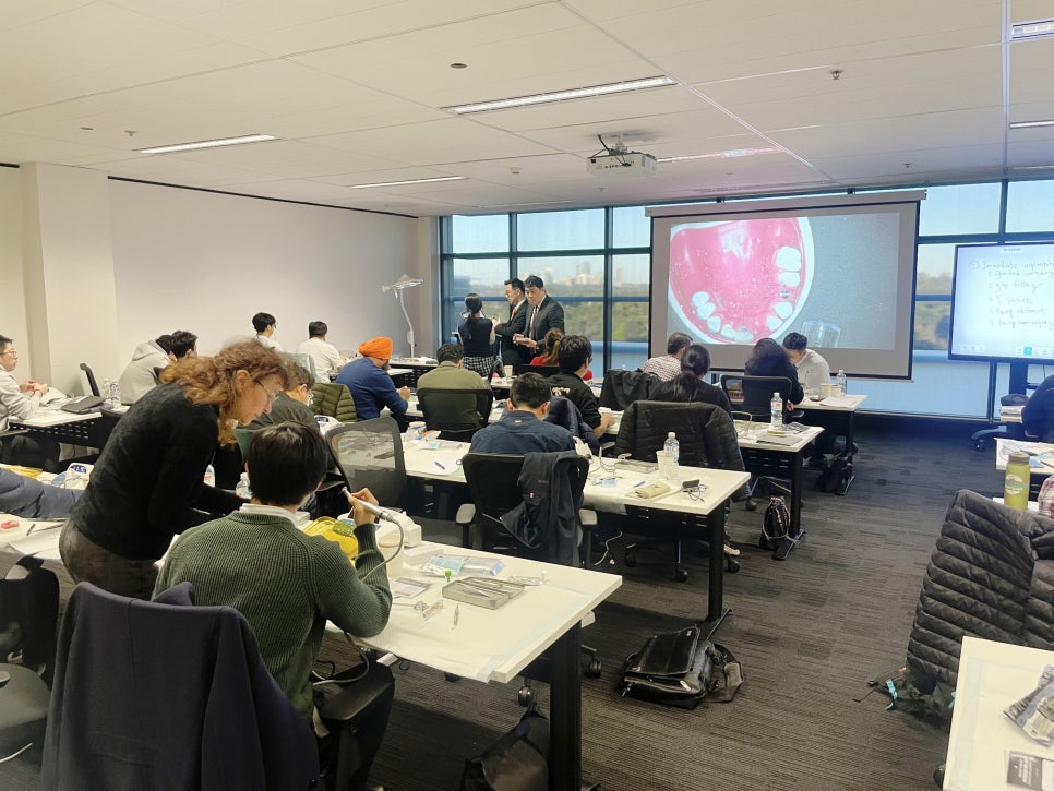 박정철 원장, 급속골이식(iGBR) 노하우를 세계각국으로! 관련 이미지 3