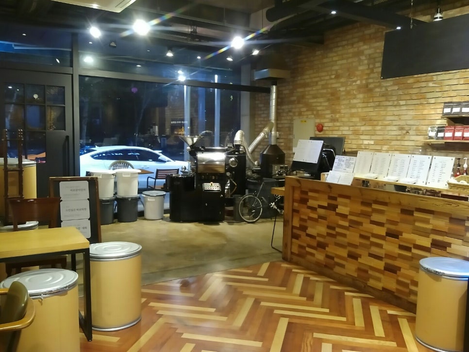 연세굿데이치과 원장님들 회의 (카페라미니타 La Minita) 관련 이미지 1