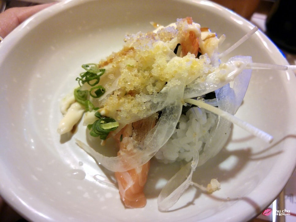 홍대 초밥 맛집 으로 소문난 <박용석 스시> , 특초밥 + 연어롤 + 새우튀김 ♬ 관련 이미지 15