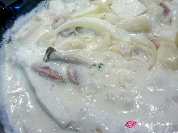 까르보나라 떡볶이, 느끼한음식 땡기는 날에 먹음 꿀맛 &hearts; (공수간) 관련 이미지 6