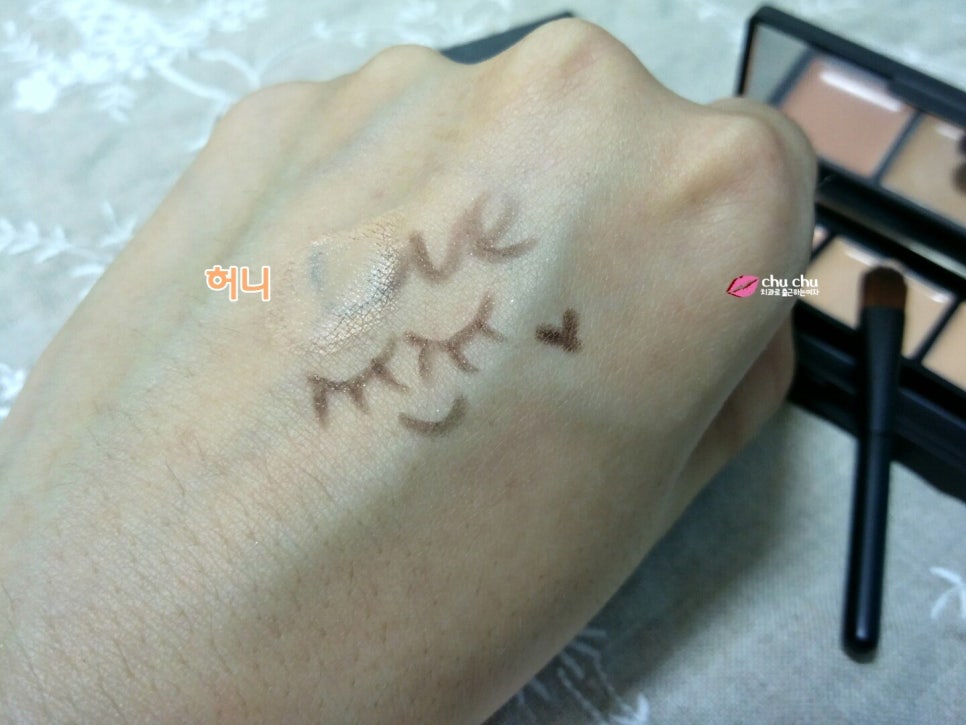 잡티 + 다크서클 커버, 미샤 컨실러팔레트 2호 허니믹스 (촉촉한 컨실러라 좋아요) 관련 이미지 13