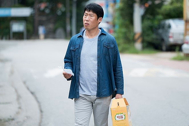 영화 <럭키>, 역대 코영화 미디 최단기간 200만 돌파 할만하네요 ㅋ 관련 이미지 6