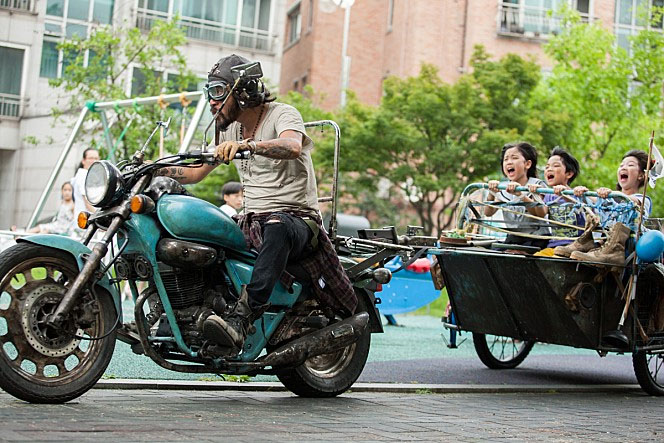 오랜만에 가슴 따뜻하게 본 영화 <개를 훔치는 완벽한 방법 How To Steal A Dog,2014> 관련 이미지 6