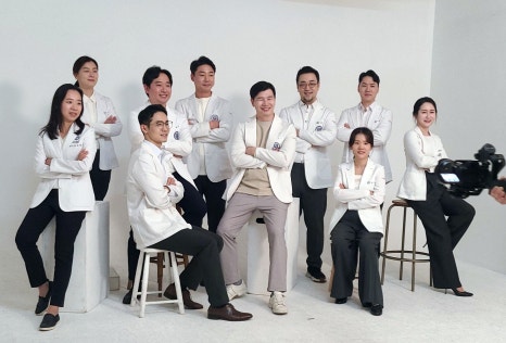 10인 의료진 프로필 촬영현장 공개ㅣ비비드스튜디오 관련 이미지 36