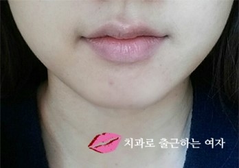 선명한 컬러 넘 예쁜, 레브론 울트라 HD 매트 립컬러 (605 Obsession) 관련 이미지 9