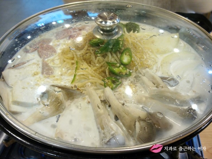 까르보나라 떡볶이, 느끼한음식 땡기는 날에 먹음 꿀맛 &hearts; (공수간) 관련 이미지 1