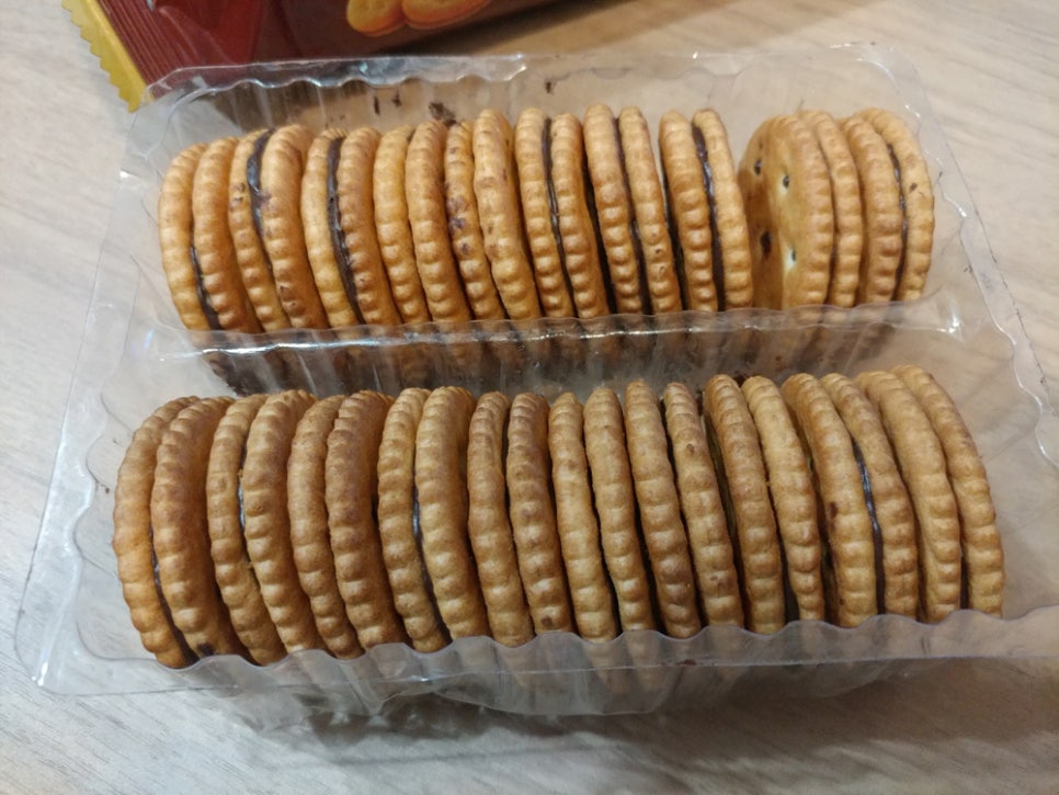 수입과자 초코 크림 샌드위치 크래커 관련 이미지 4