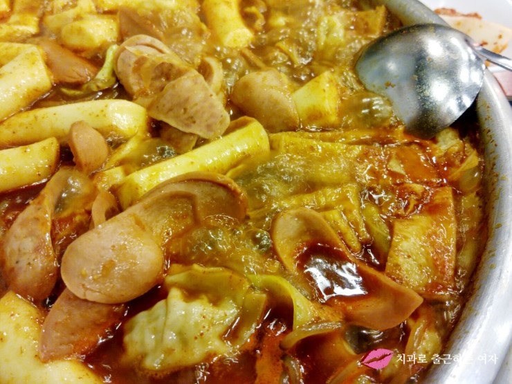 햄 가득한 놀부부대찌개 떡볶이 관련 이미지 3