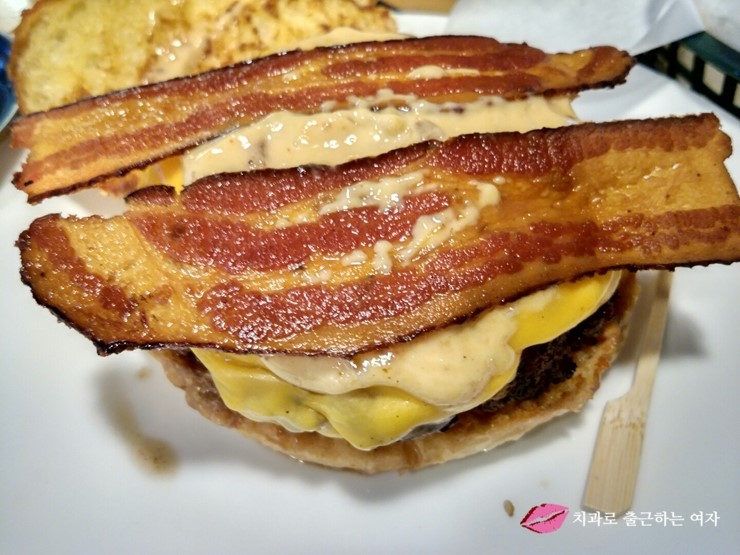 홍대 연남동 햄버거 <옥탑 OKTOP> 넘 맛있어요 ㅠㅠ 관련 이미지 13