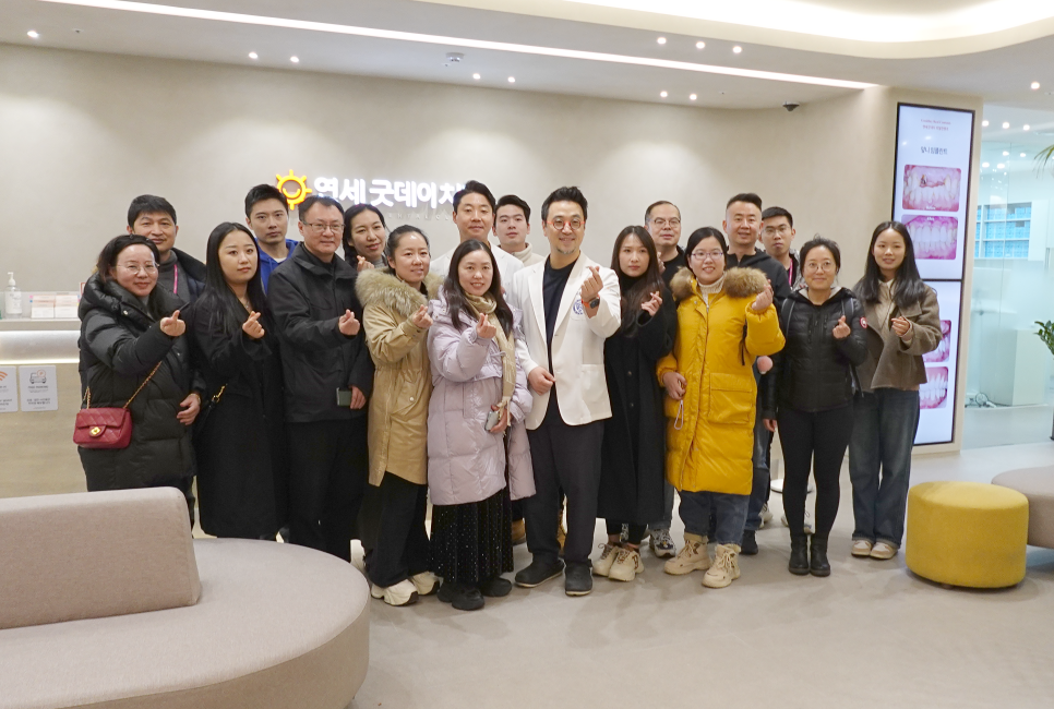 중국 치과의사 20여명 병원 투어 세미나 개최 관련 이미지 11