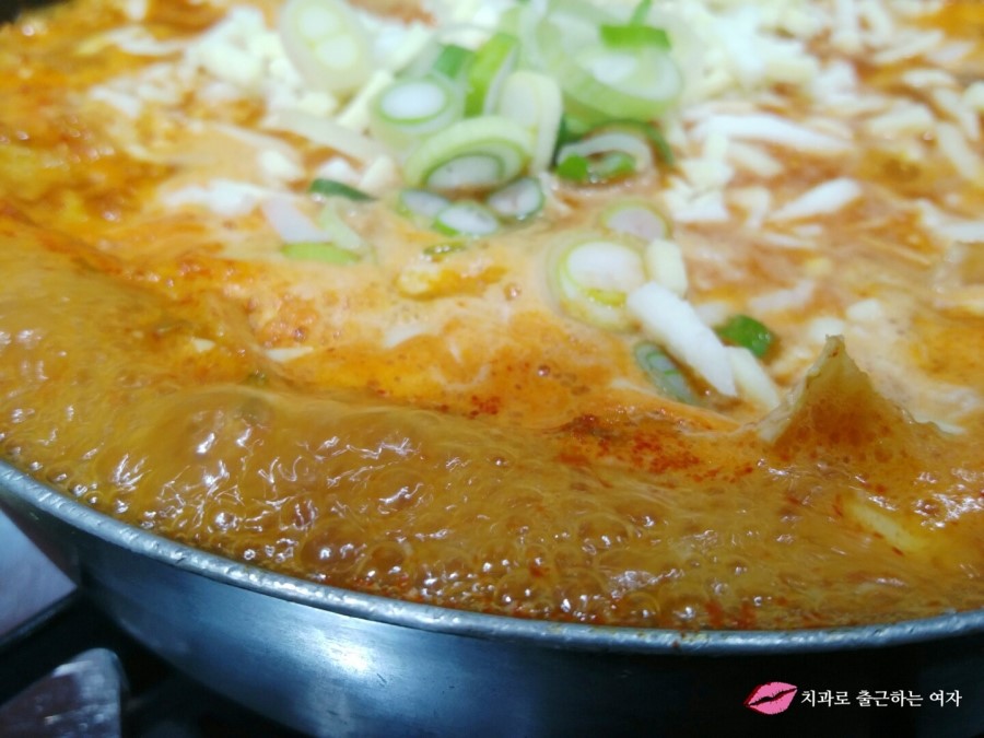 신촌 즉석떡볶이 먹으러, 먹쉬돈나 치즈떡볶이+볶음밥 관련 이미지 6