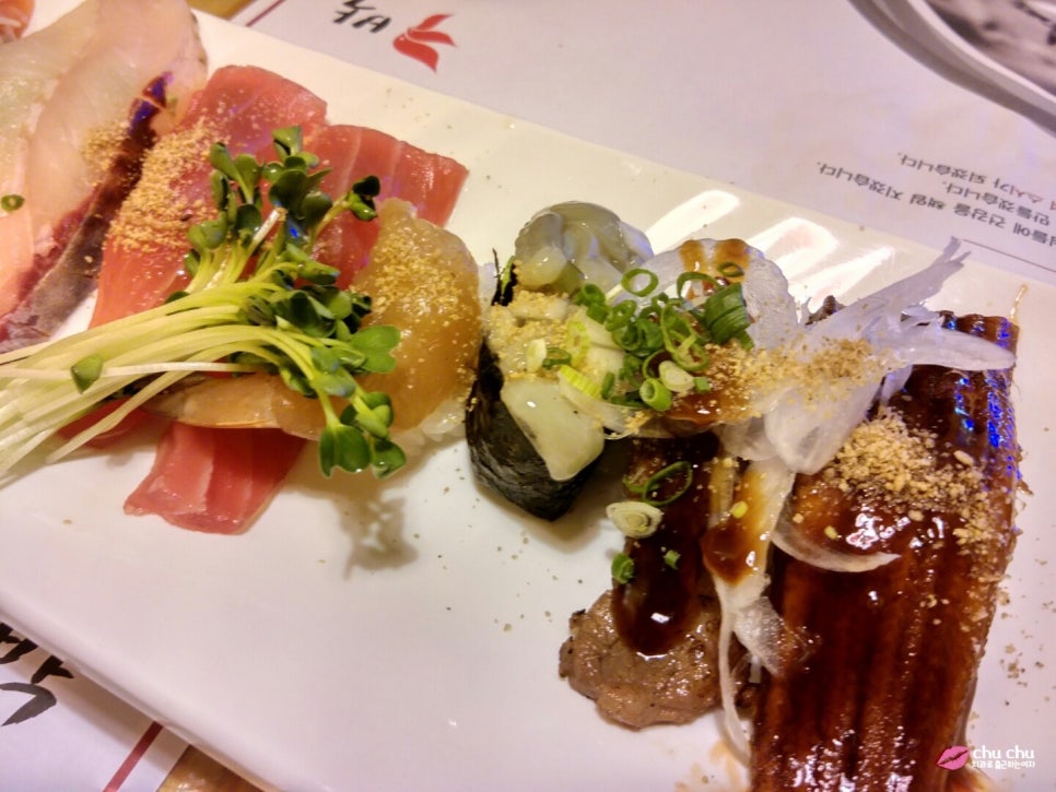 홍대 초밥 맛집 으로 소문난 <박용석 스시> , 특초밥 + 연어롤 + 새우튀김 ♬ 관련 이미지 11