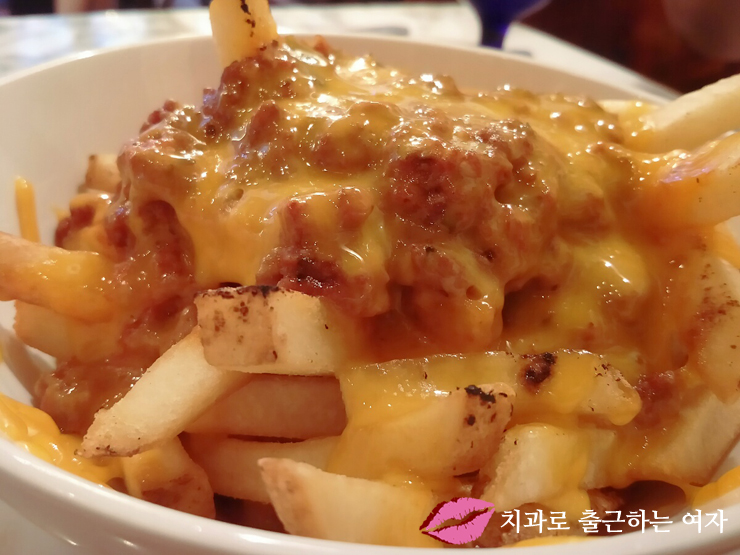 이태원 Herr. 함박 - 함박스테이크 & 칠리프라이즈 관련 이미지 4