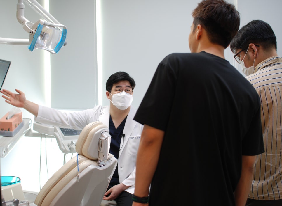 [이성화 원장님] SBS 모닝와이드 &lsquo;똑똑한 임플란트 관리법&rsquo; 출연 관련 이미지 9