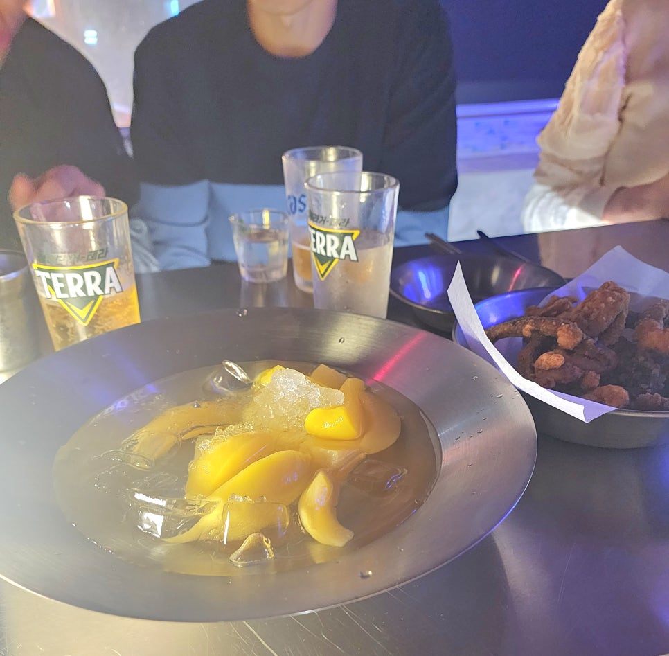 2023 송년회, 정다운 밤의 따뜻한 만남 관련 이미지 30