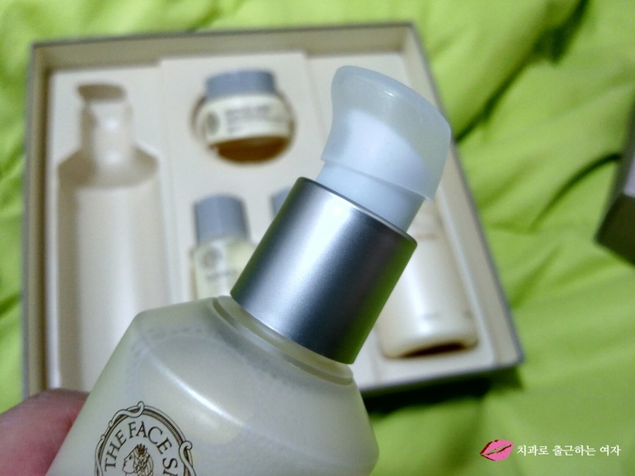 촉촉한 로션 찾는다면, 더페이스샵 망고씨드 스킨로션 굿굿 관련 이미지 8