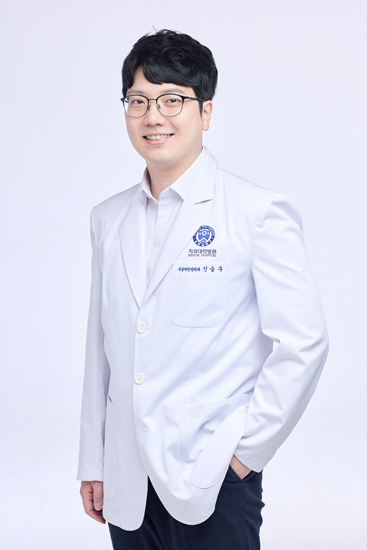 [양재점] 구강외과 신승우 원장님 초빙, 5월 2일 첫 진료개시 관련 이미지 1