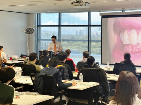 박정철 원장, 급속골이식(iGBR) 노하우를 세계각국으로! 관련 이미지 5