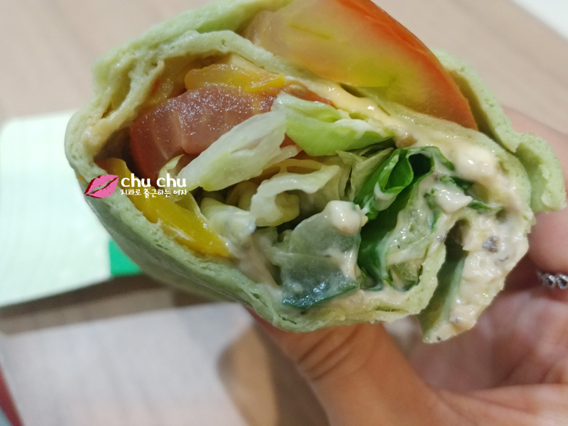 스타벅스 허머스 배지 샐러드랩 (HUMMUS VEGGIE SALAD ) 관련 이미지 5