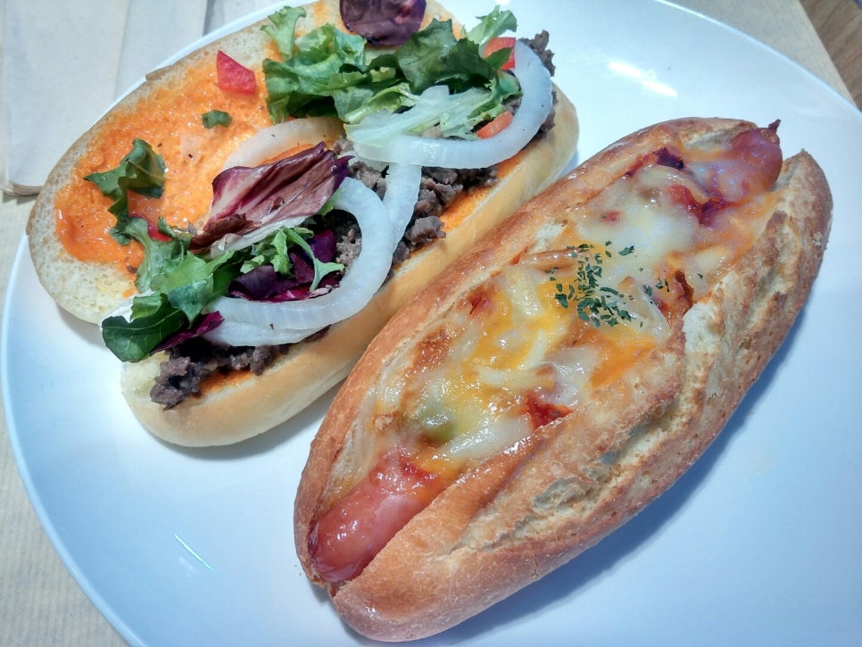 파리바게트 소시지소프트프랑스 + 불고기브리오슈 관련 이미지 1