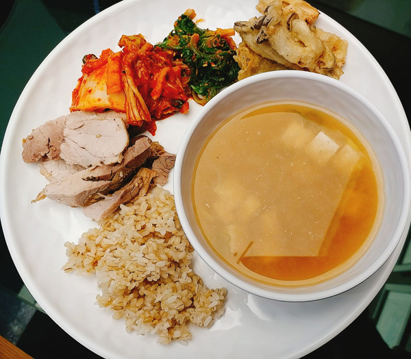 울 치과 점심 메뉴, 한식부페 부럽지 않아요 ㅎ 관련 이미지 1