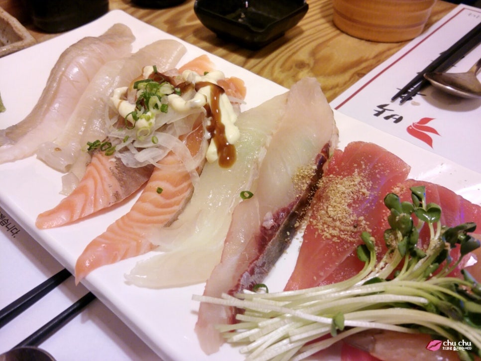 홍대 초밥 맛집 으로 소문난 <박용석 스시> , 특초밥 + 연어롤 + 새우튀김 ♬ 관련 이미지 10