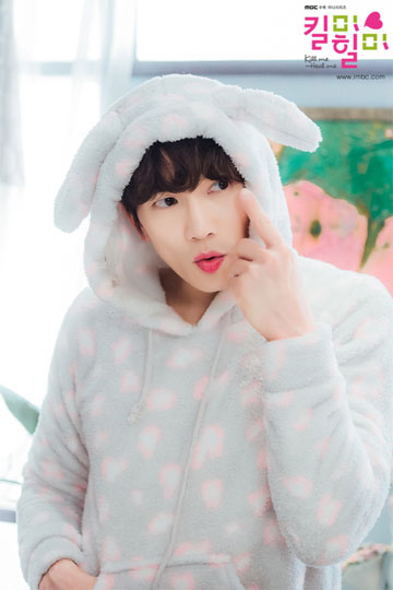 생생한 컬러감이 예뻐 :) 헤라 쉬어홀릭 팝 틴트 01호 마릴린핑크 (킬미힐미 지성틴트) 관련 이미지 3