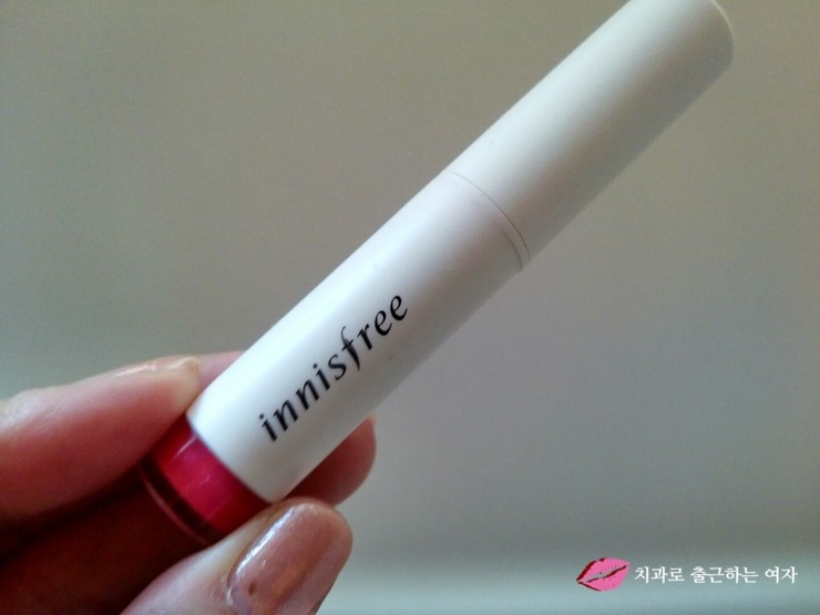 부담없이 매일 바르기 좋은 이니스프리 크립멜로우 립스틱 ★ 관련 이미지 1