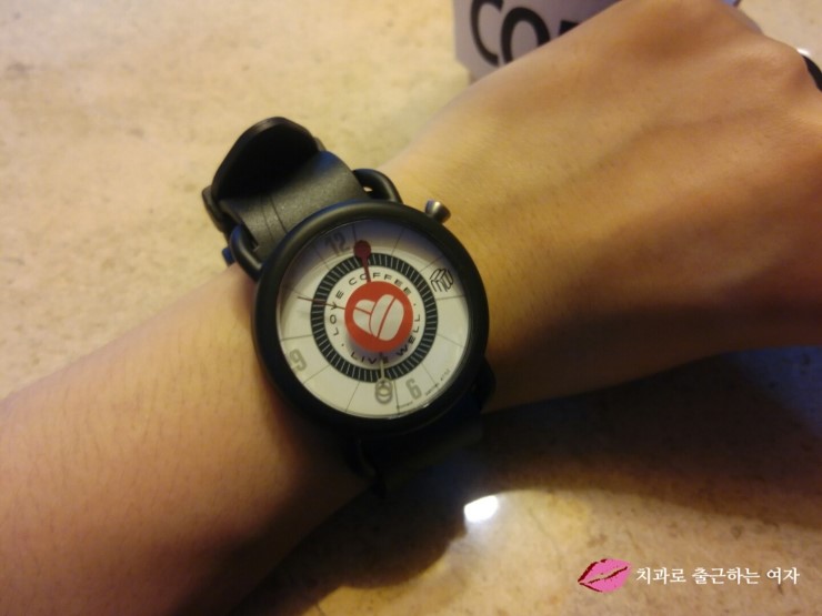 기부시계 모먼트워치, 커피콩시계 너무 이뻐요 &hearts; 관련 이미지 17