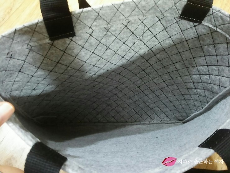 이니스프리 폴프랭크 파우치 & 에코백 (5만원 이상 구매 시) 관련 이미지 10