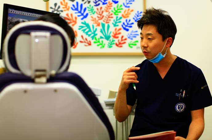 연세굿데이치과 김진욱 원장님 <언니네라디오> 치아교정 상담 !! 관련 이미지 4